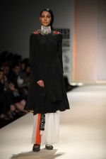 Model walks the ramp for Anand Kabra at Wills Lifestyle India Fashion Week Autumn Winter 2012 Day 1 on 15th Feb 2012 (12).JPG